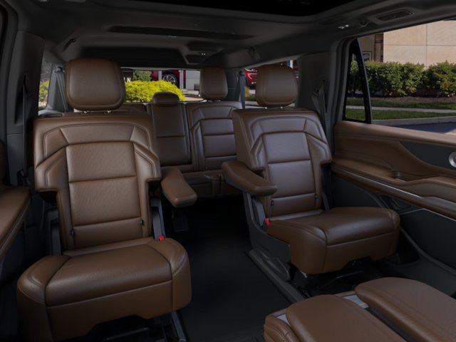 New 2025 Lincoln Navigator L Reserve AWD/4WD image 11