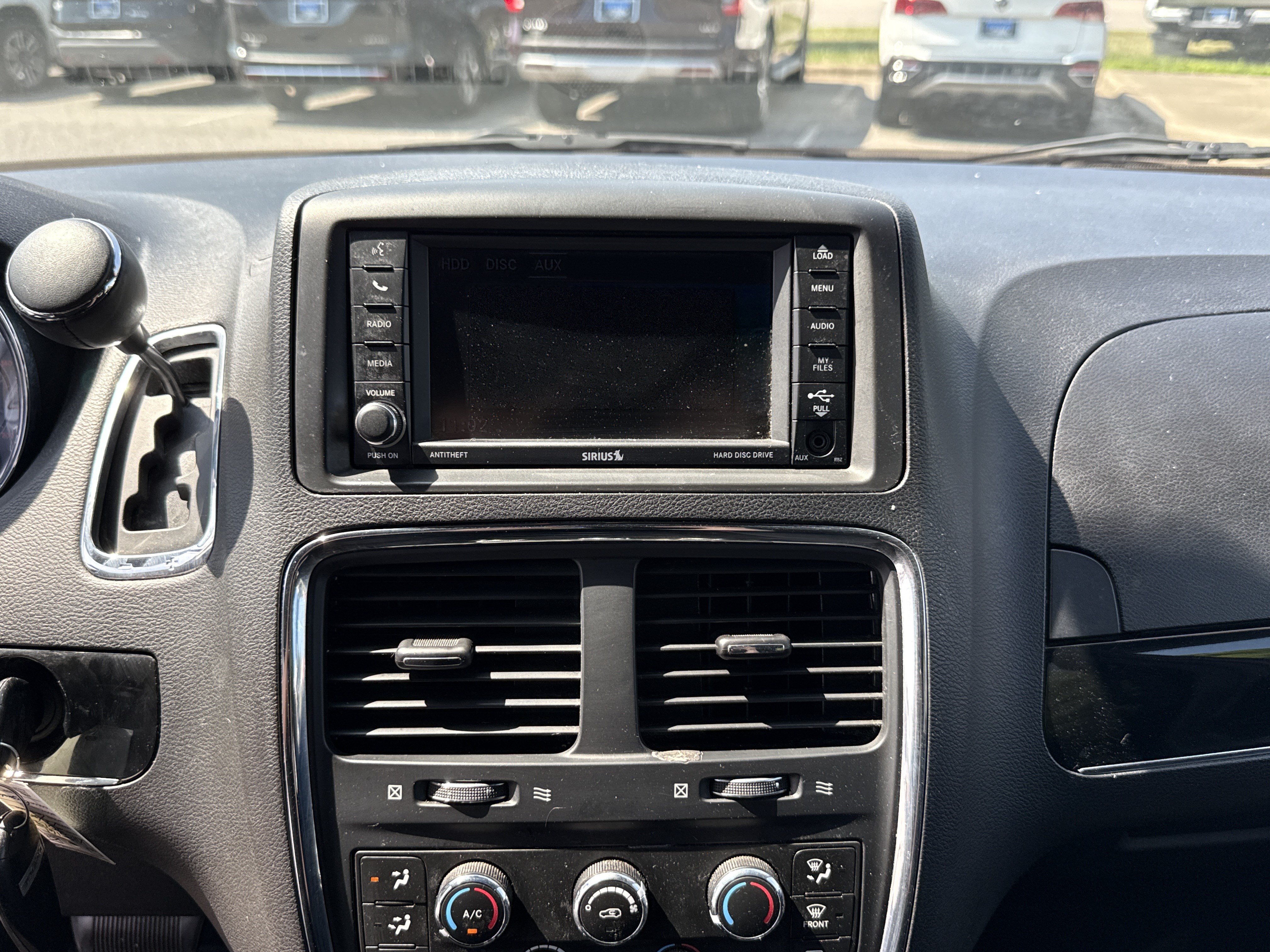 Used 2019 Dodge Grand Caravan SE FWD image 24