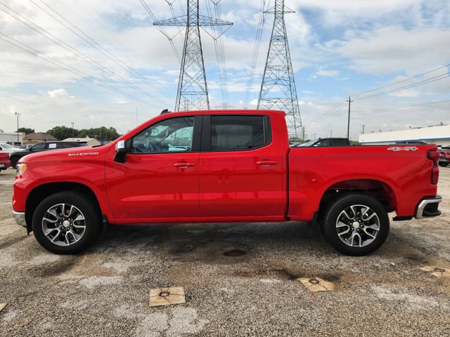 Used 2023 Chevrolet Silverado 1500 LT AWD/4WD image 4