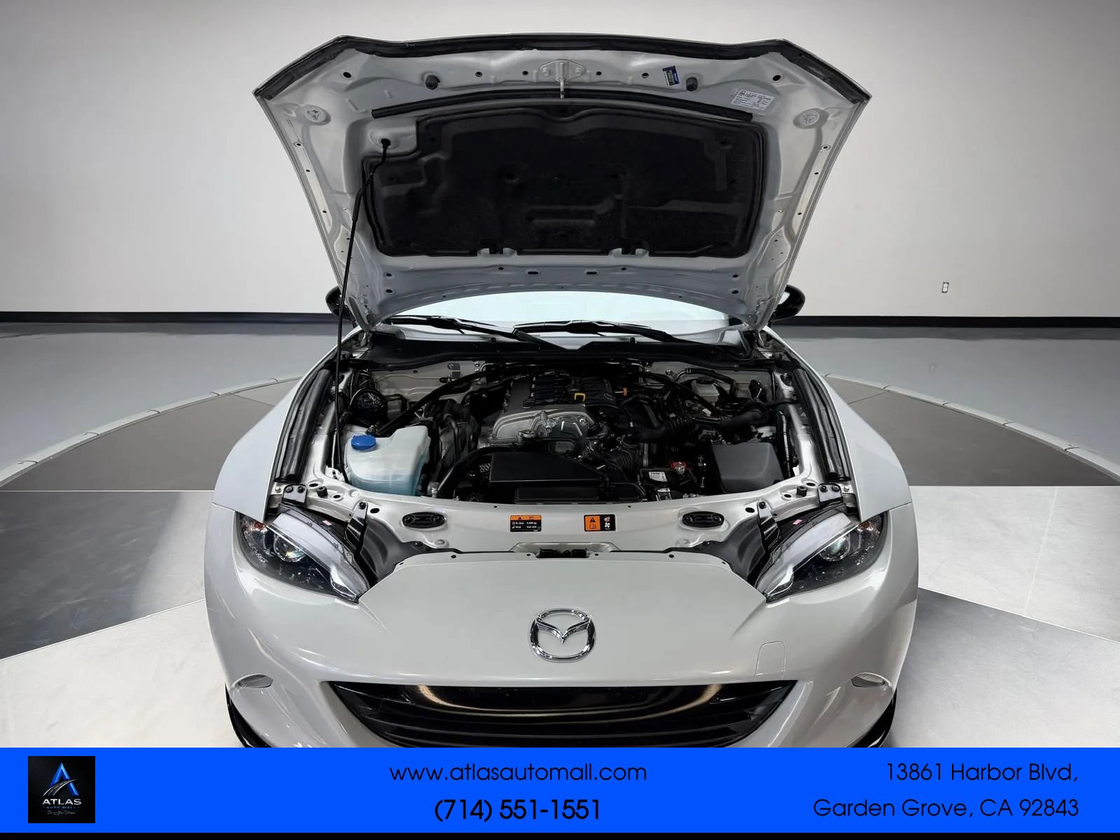 Used 2019 MAZDA MX-5 Miata Club RWD image 9