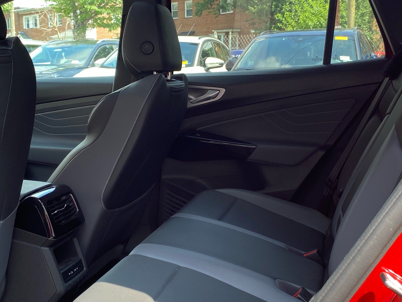Certified 2023 Volkswagen ID.4 S RWD image 17