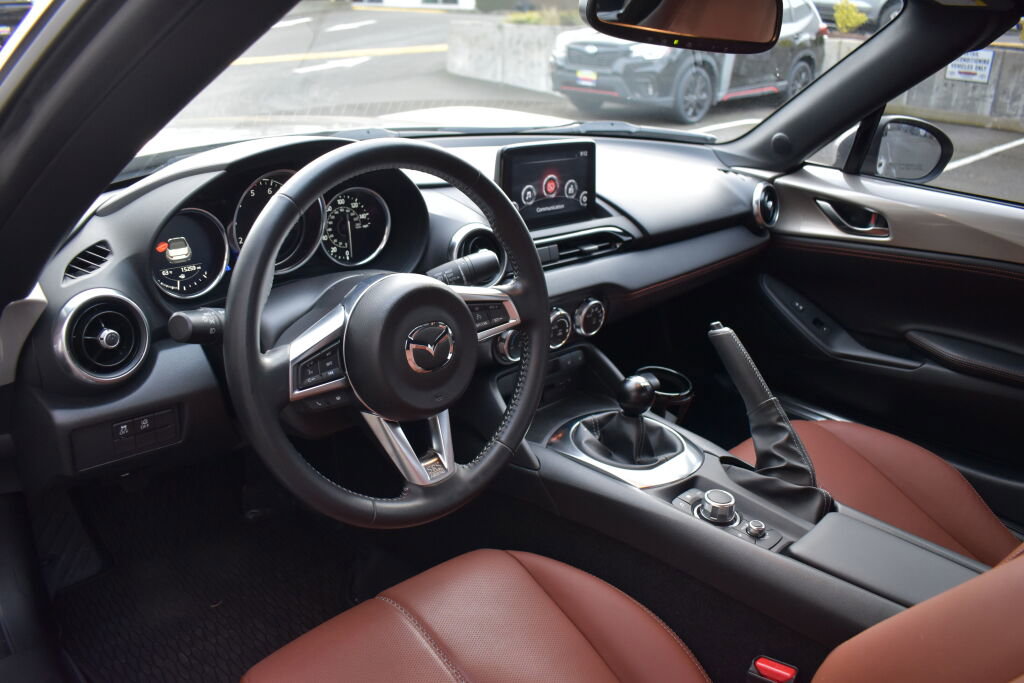 Used 2023 MAZDA MX-5 Miata Grand Touring image 25