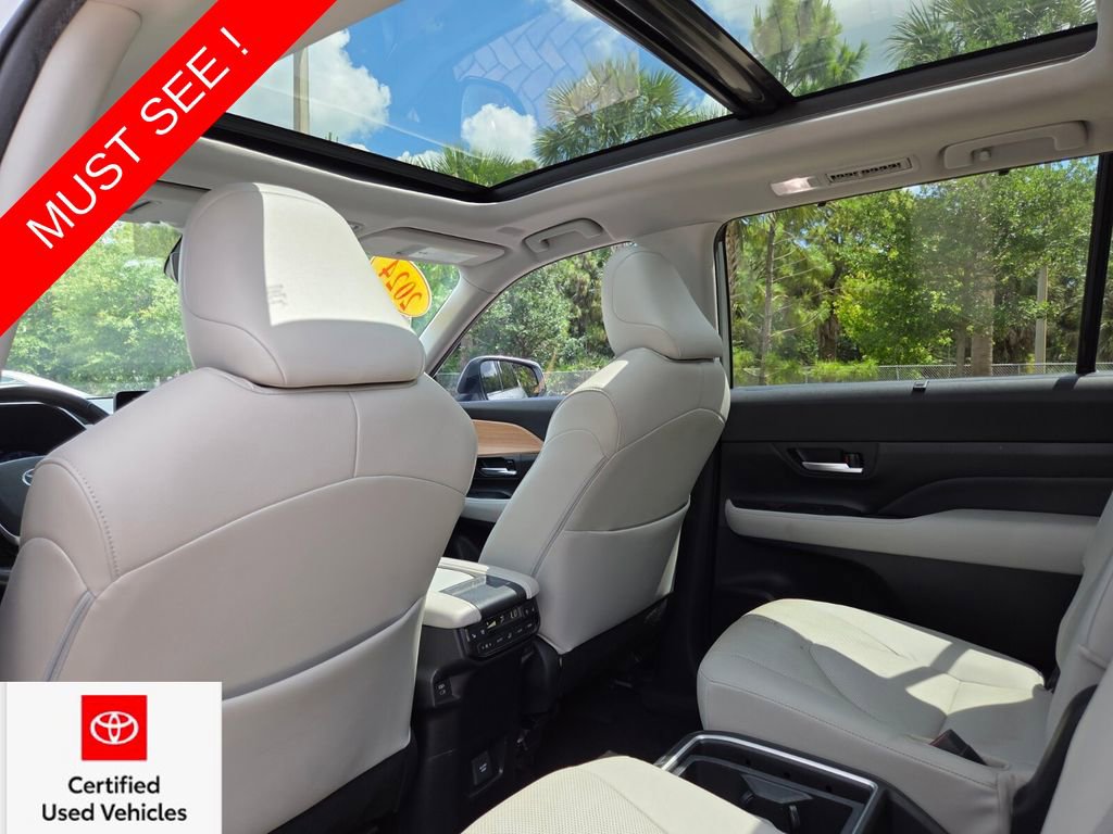 Certified 2024 Toyota Grand Highlander AWD image 25