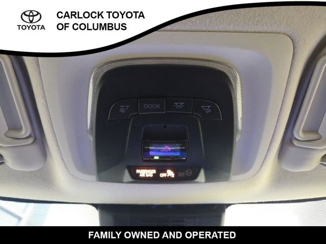 Used 2024 Toyota Corolla LE image 28
