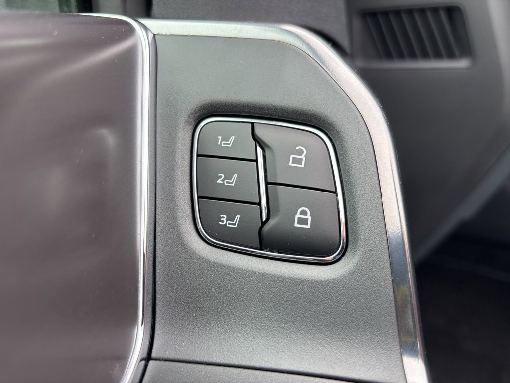 New 2026 Ford F250 Platinum image 22