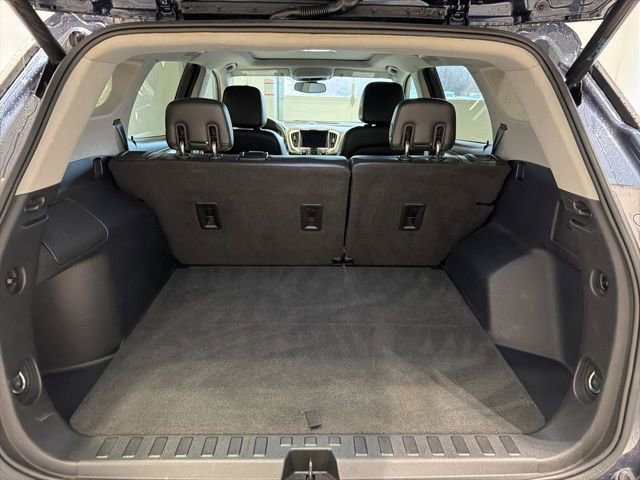 Certified 2018 GMC Terrain SLT w/ Preferred Package image 9