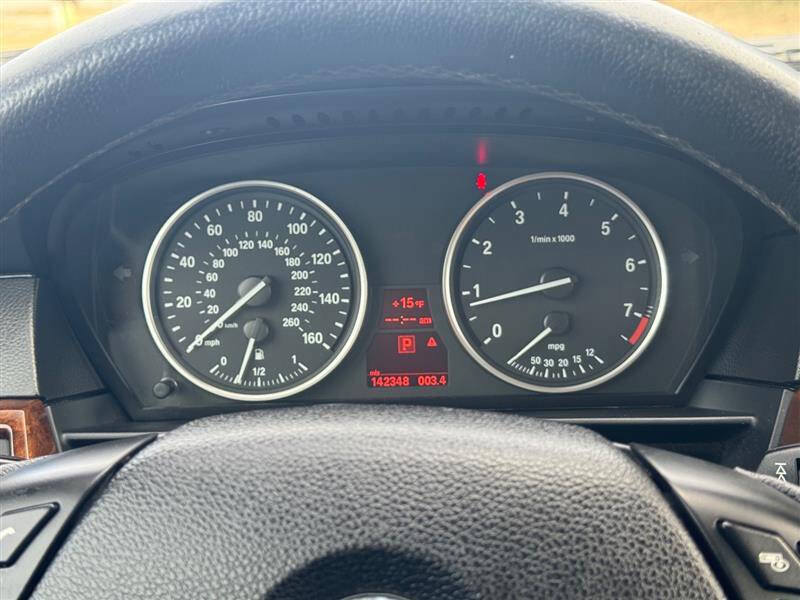 Used 2010 BMW 535i xDrive Wagon image 22