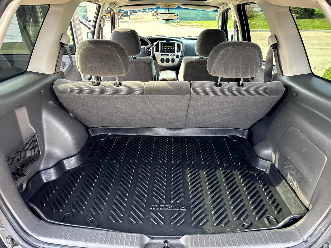 Used 2003 MAZDA Tribute LX image 21