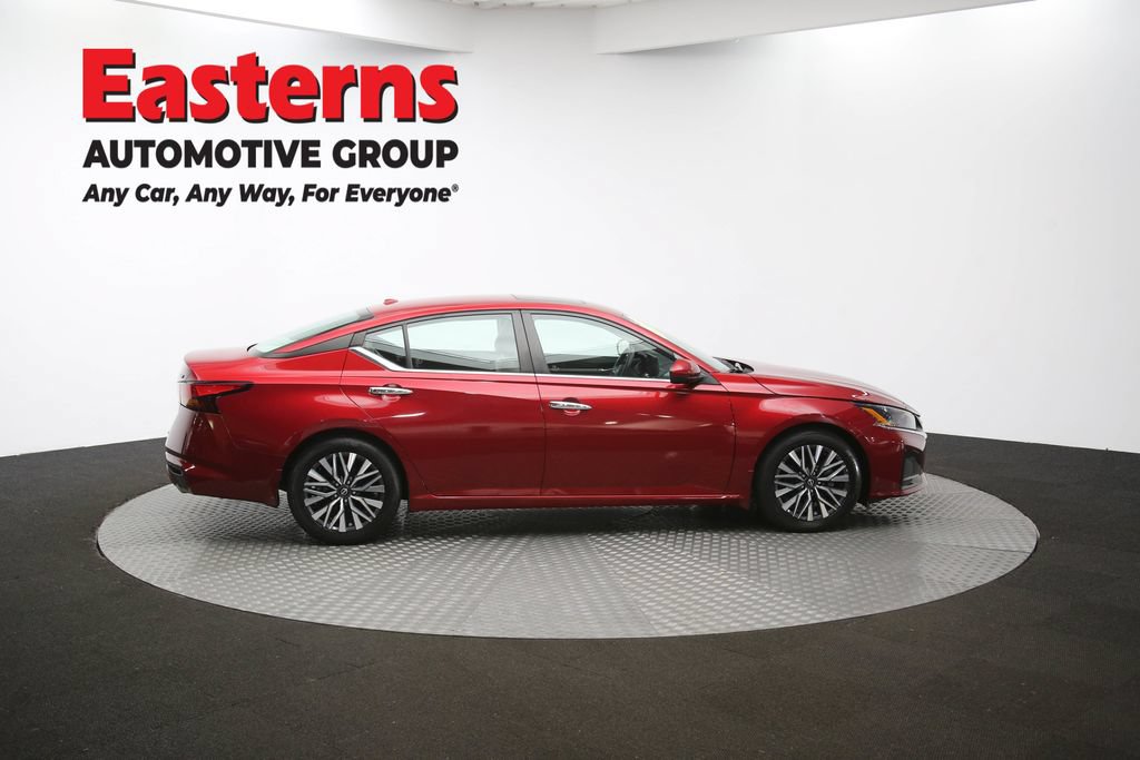 Used 2023 Nissan Altima 2.5 SV w/ SV Premium Package FWD image 44