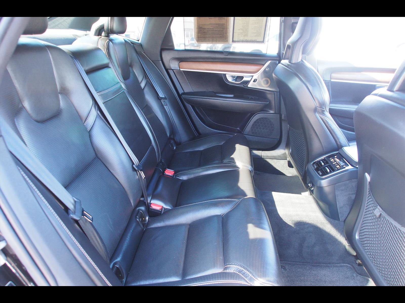 Used 2017 Volvo S90 T6 Inscription w/ Vision Package image 14