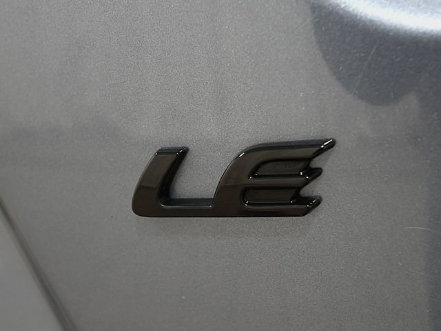 Used 2022 Toyota Corolla LE FWD image 18