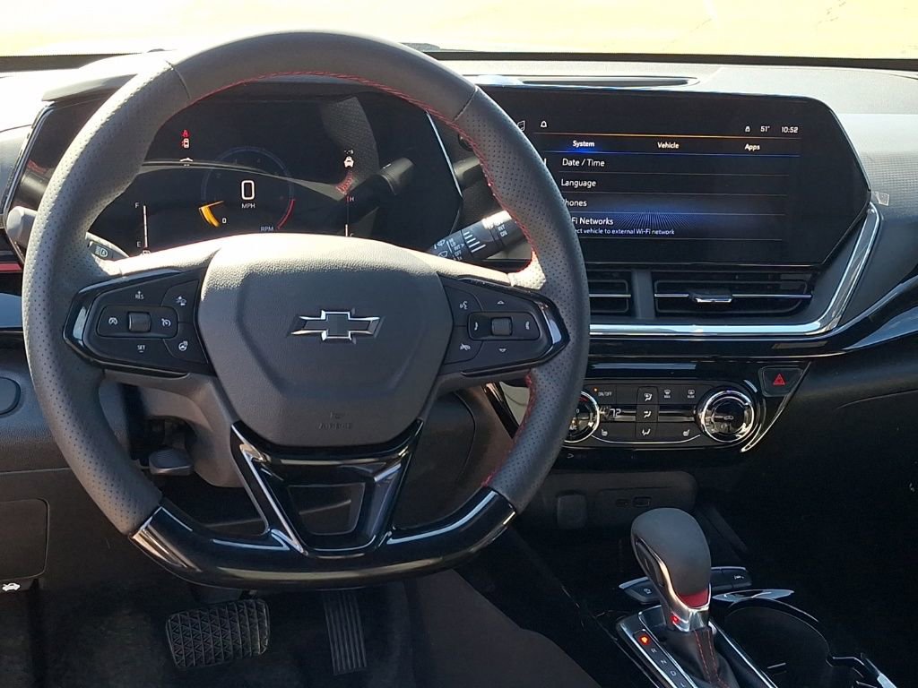 New 2026 Chevrolet Trax RS w/ Driver Confidence Package image 3