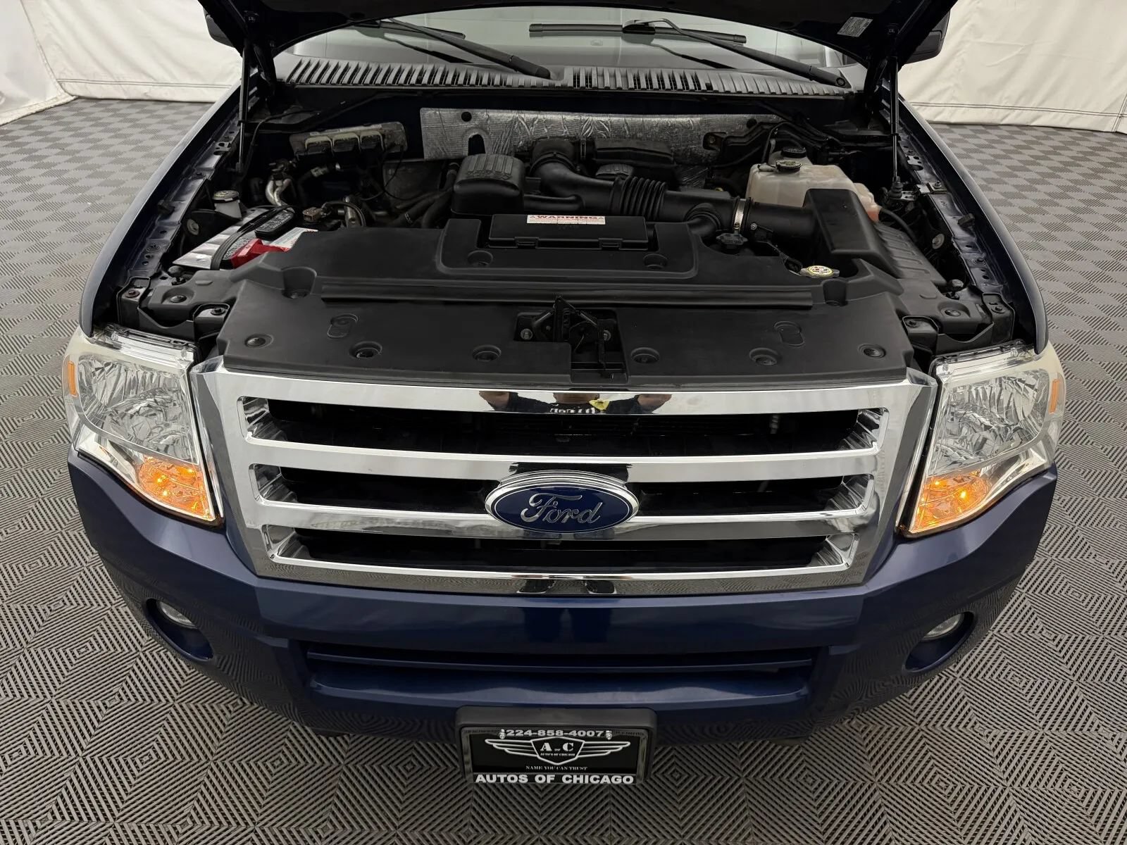 Used 2011 Ford Expedition XLT AWD/4WD image 27