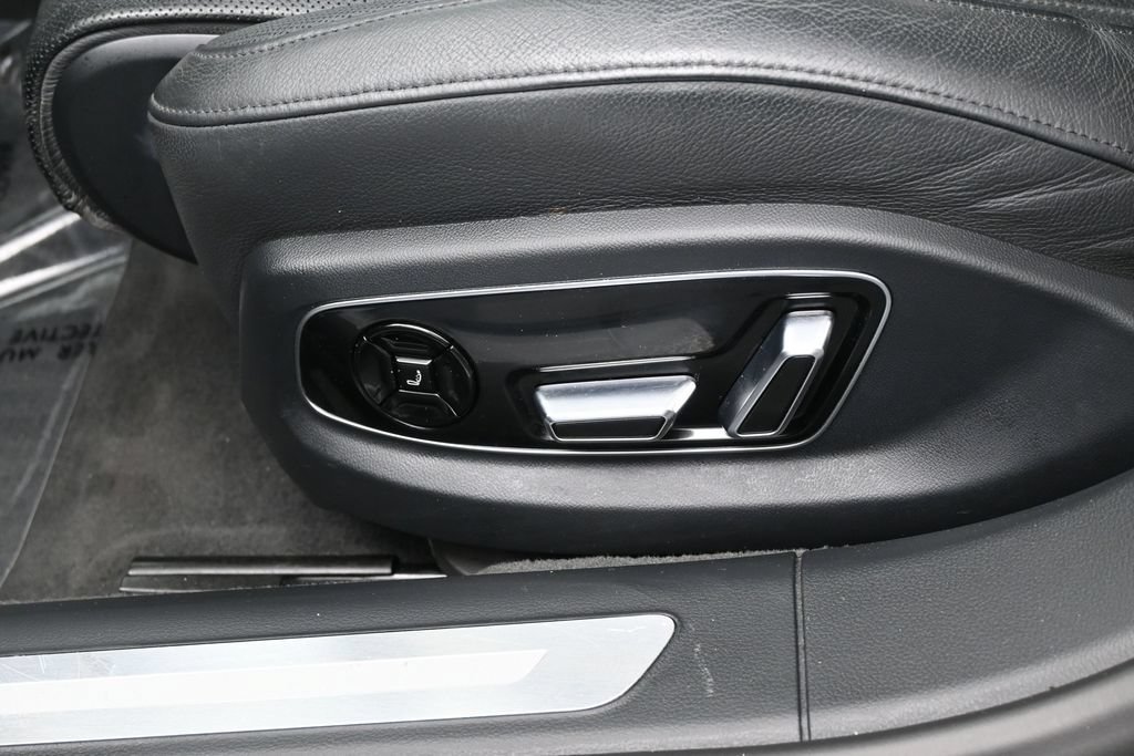 Used 2019 Audi A8 L 3.0T w/ Executive Package AWD/4WD image 12