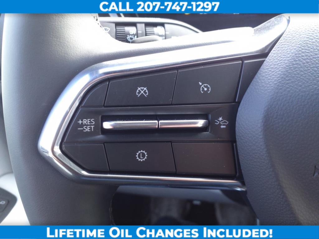 Used 2025 Chevrolet Suburban Premier image 16