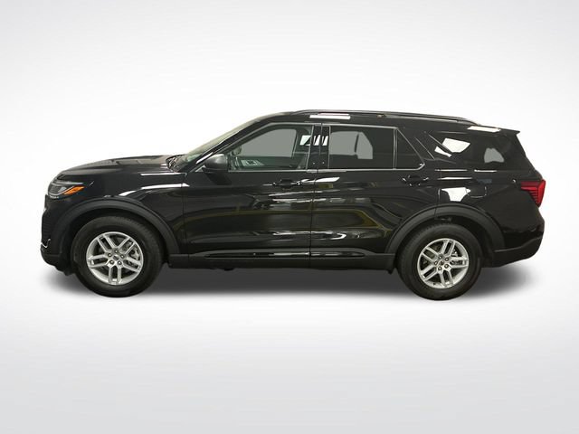 Used 2026 Ford Explorer Active w/ Active Comfort Package RWD image 2