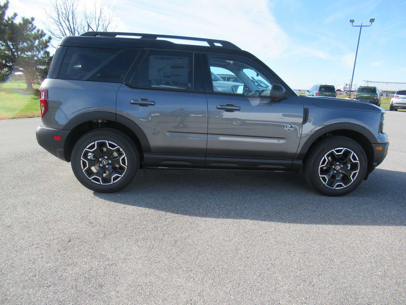 New 2025 Ford Bronco Sport Outer Banks w/ Outer Banks Tech Package+ AWD/4WD image 4