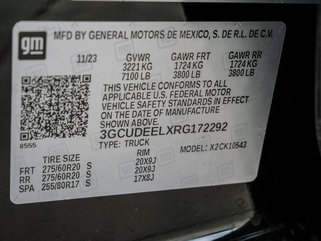 Used 2024 Chevrolet Silverado 1500 RST w/ RST All Star Premium Package AWD/4WD image 39