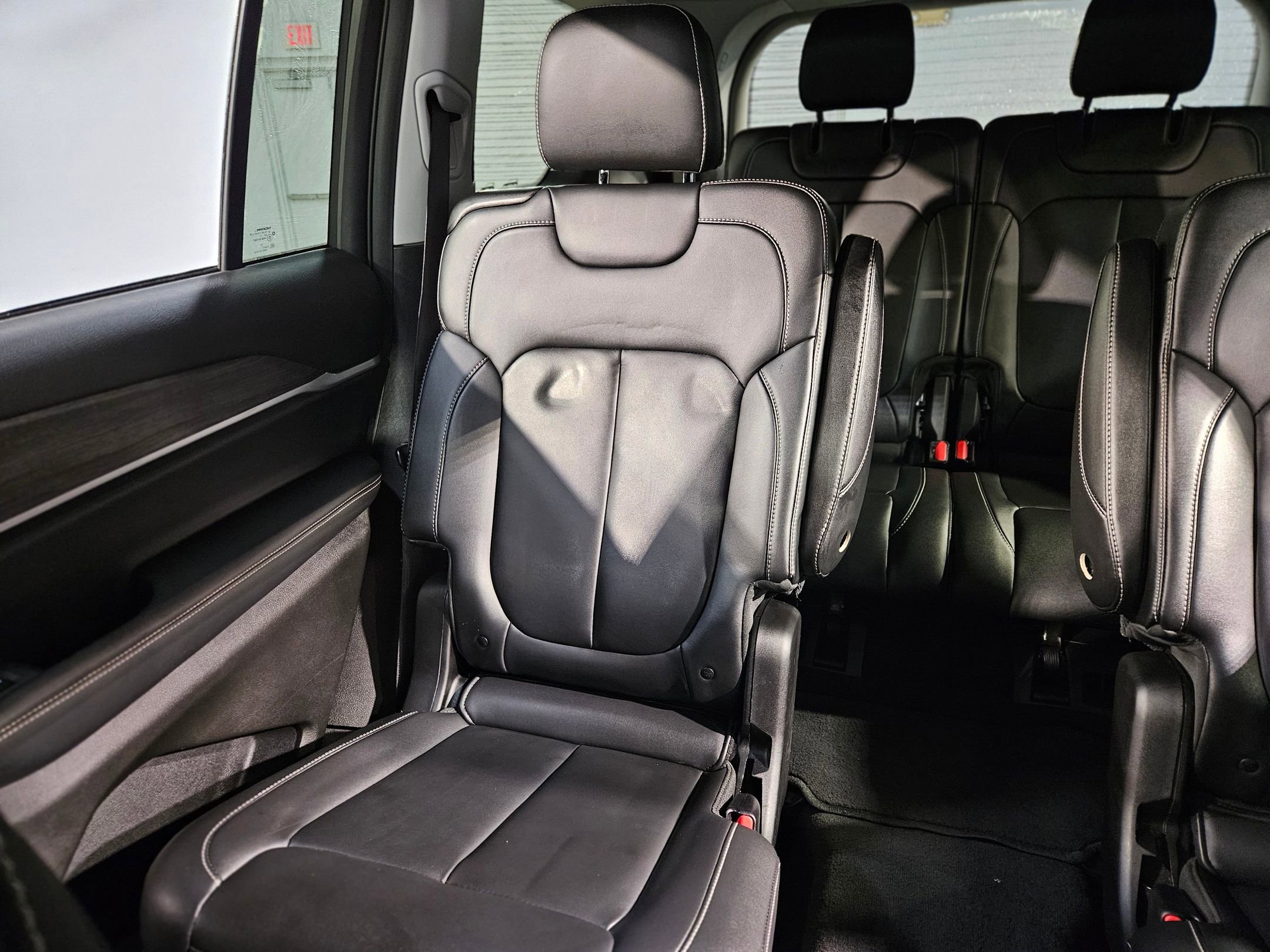 Used 2022 Jeep Grand Cherokee L Limited image 12