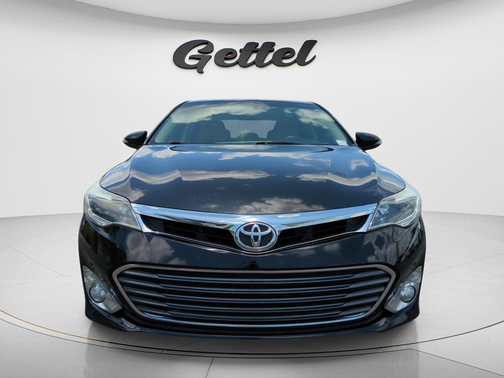 Used 2015 Toyota Avalon XLE Touring FWD image 2