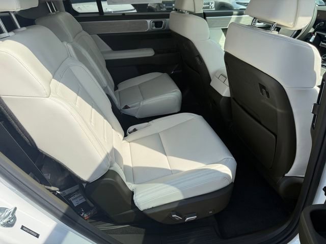 New 2025 Hyundai Santa Fe Calligraphy image 18