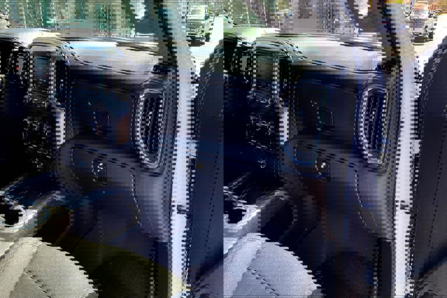 Used 2022 Chevrolet Silverado 1500 LTZ w/ LTZ Premium Package image 17