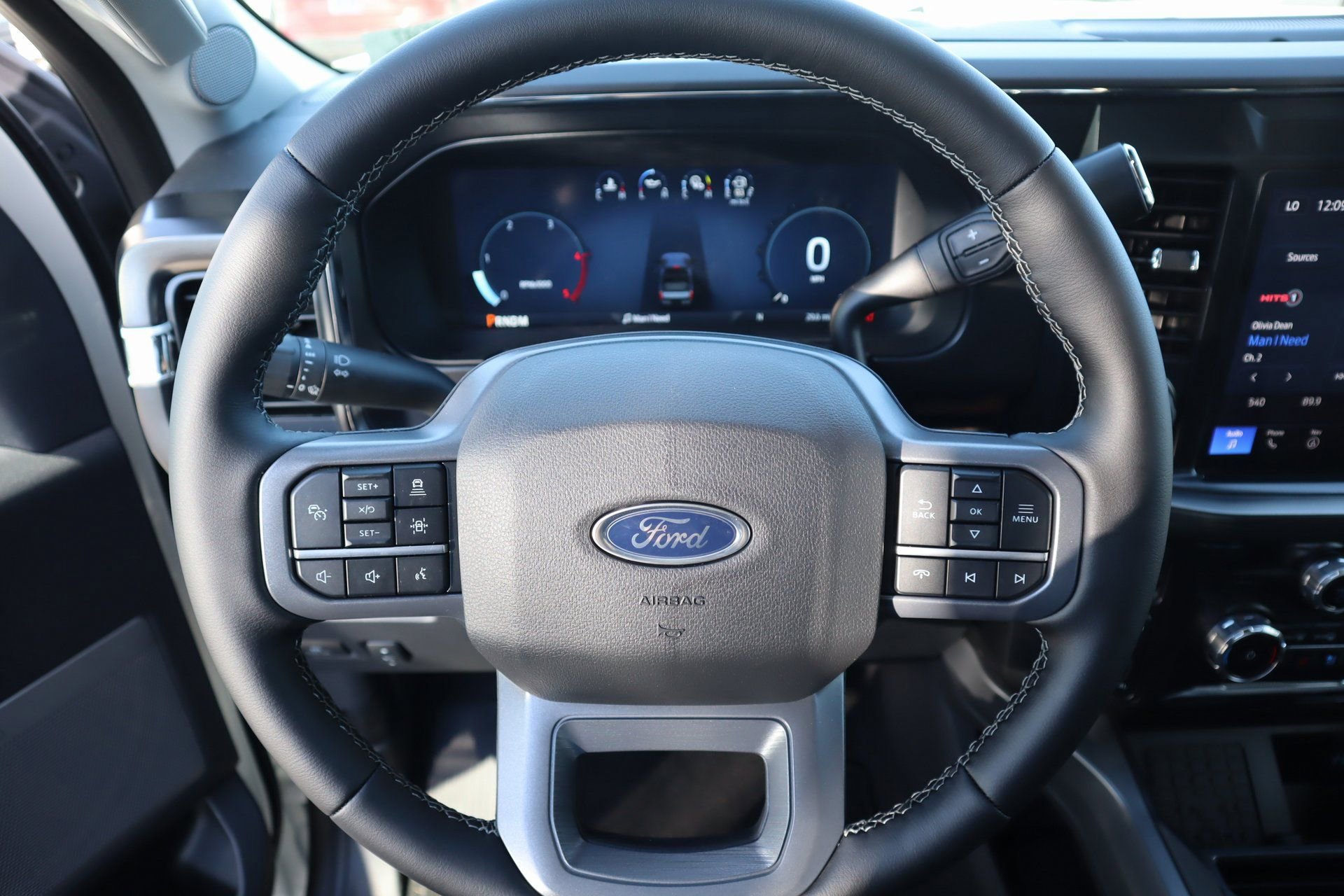 New 2026 Ford F350 Lariat w/ Black Appearance Package image 3