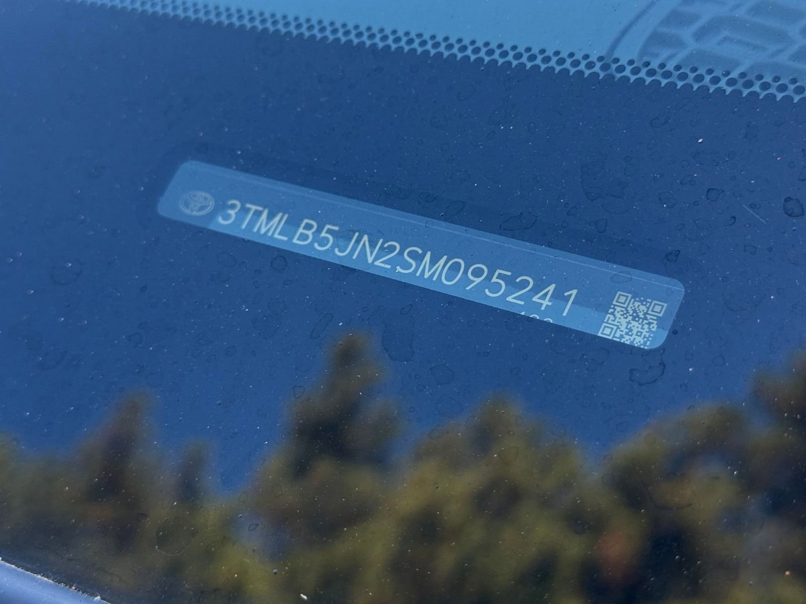 Used 2025 Toyota Tacoma TRD Off-Road image 29