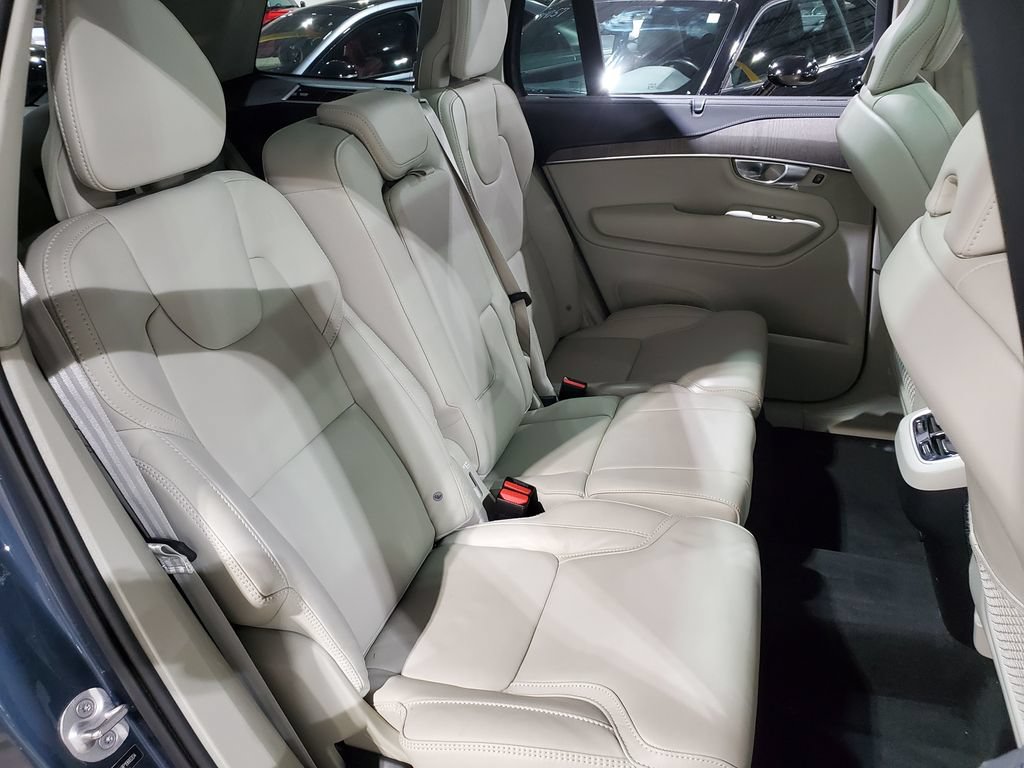 Used 2023 Volvo XC90 B6 Ultimate w/ Protection Package Premier AWD/4WD image 21