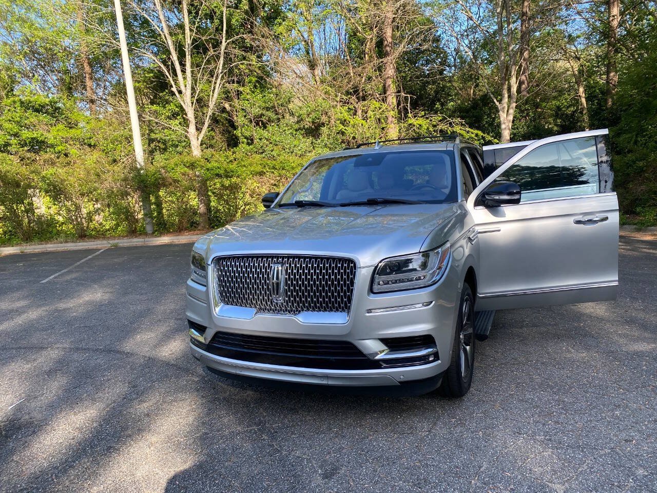 Used 2019 Lincoln Navigator Reserve AWD/4WD image 75