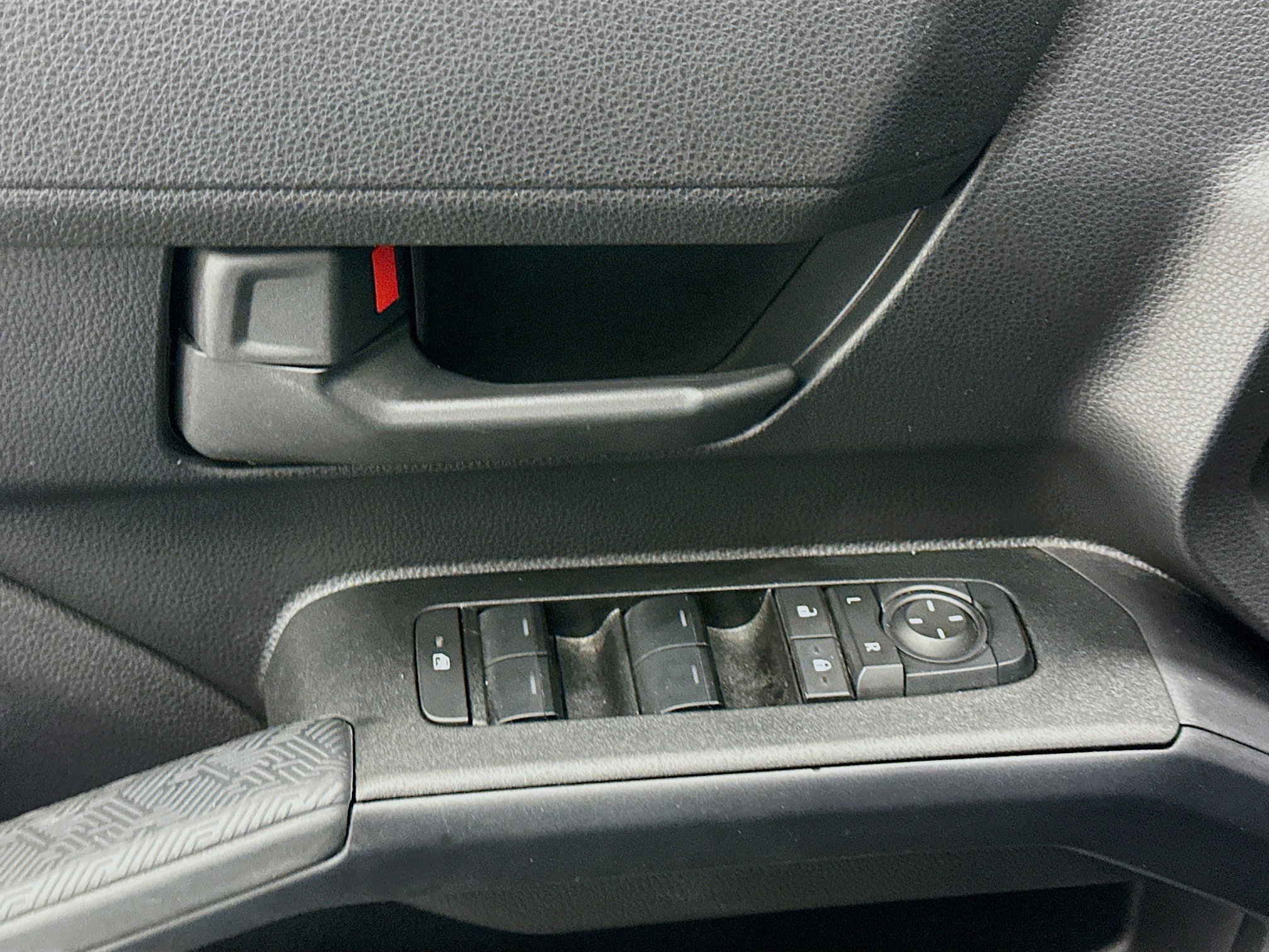 Used 2025 Toyota 4Runner SR5 image 15