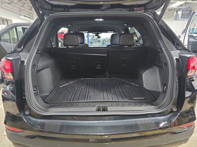 Used 2024 Chevrolet Equinox RS w/ RS Leather Package AWD/4WD image 16