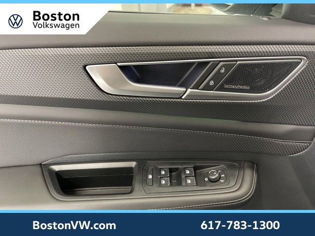 New 2025 Volkswagen Atlas Cross Sport SEL Premium R-Line image 21