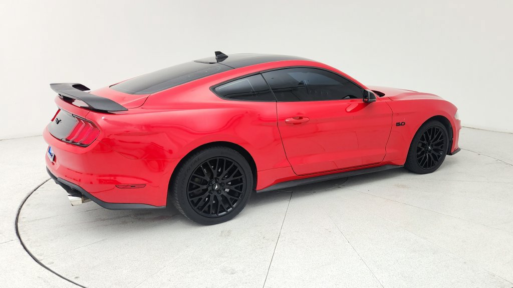 Used 2021 Ford Mustang GT Premium w/ Equipment Group 401A RWD image 7