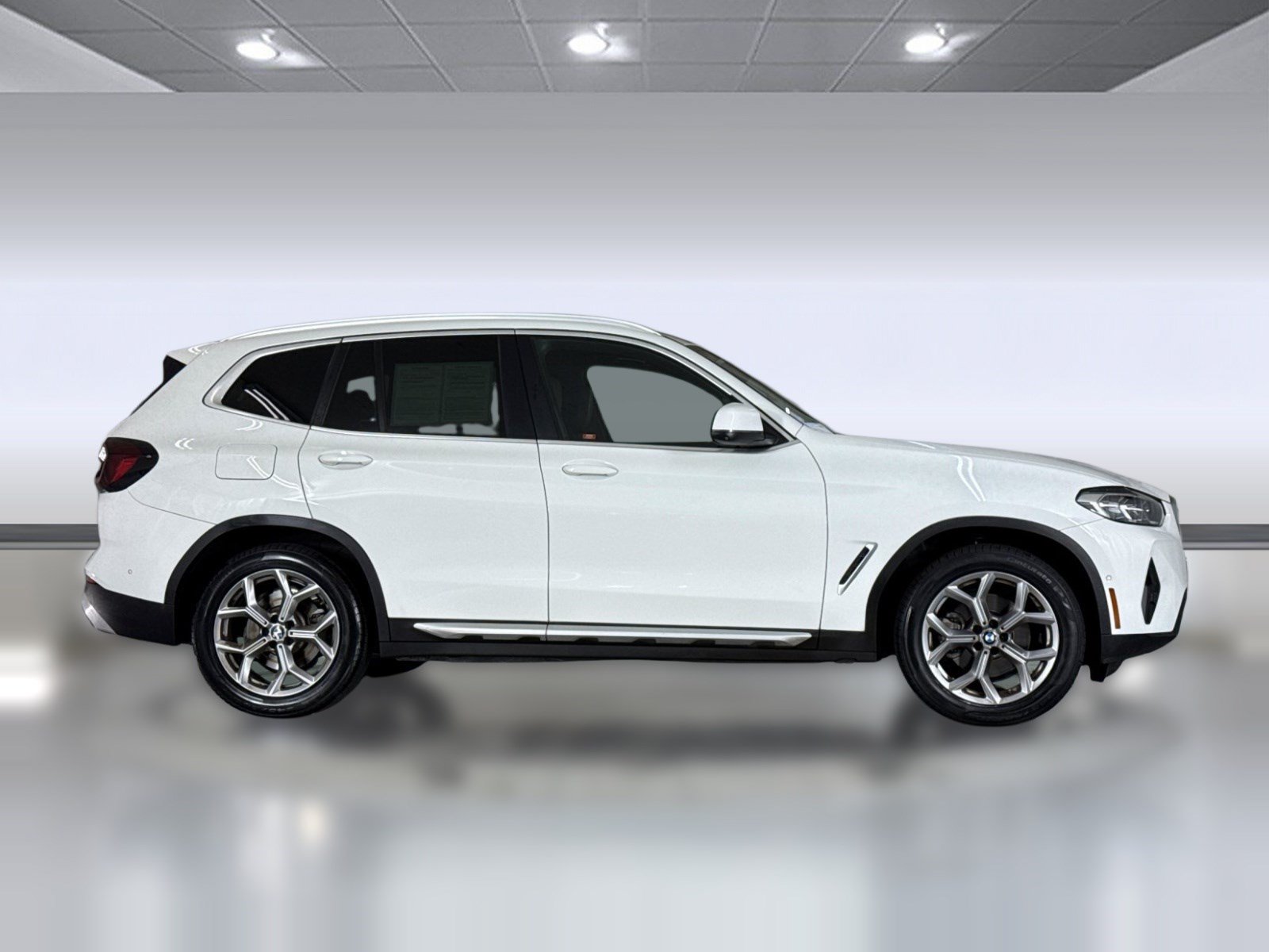 Used 2023 BMW X3 sDrive30i w/ Convenience Package RWD image 8