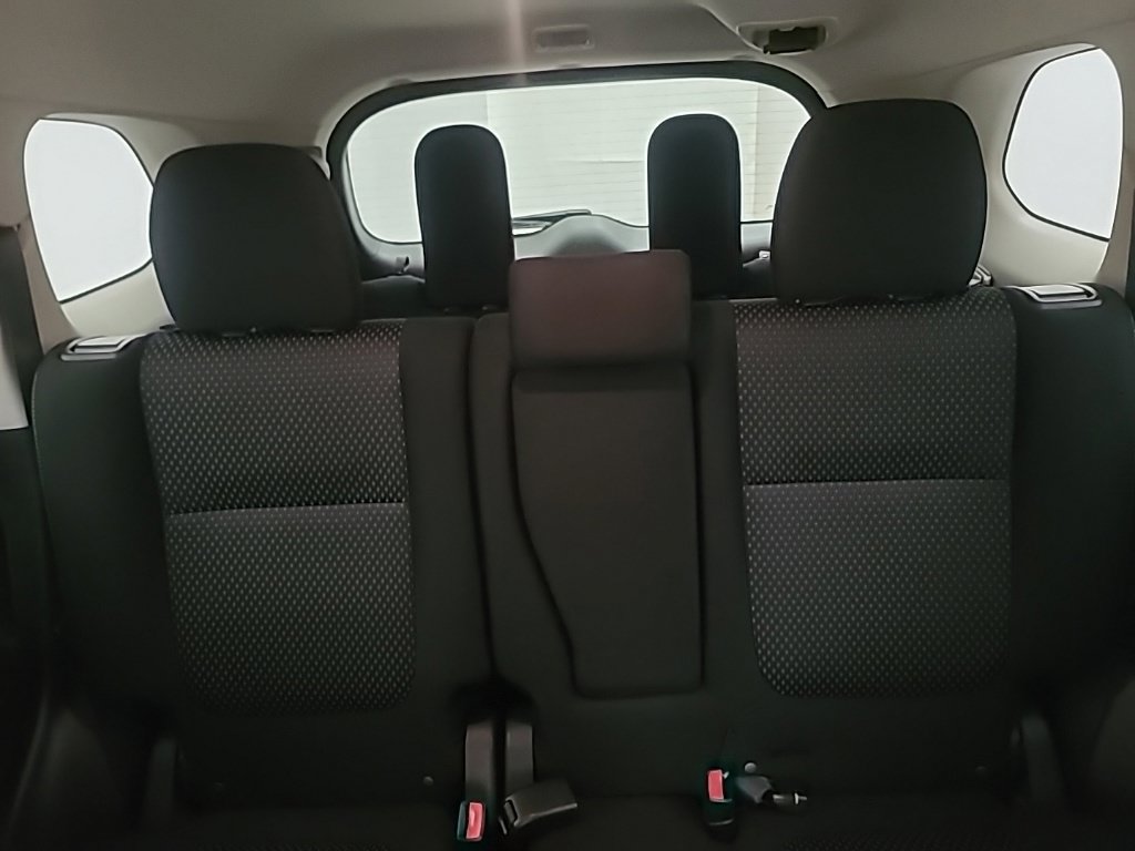 Used 2017 Mitsubishi Outlander ES FWD image 25