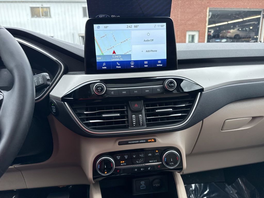 Certified 2022 Ford Escape SEL image 25