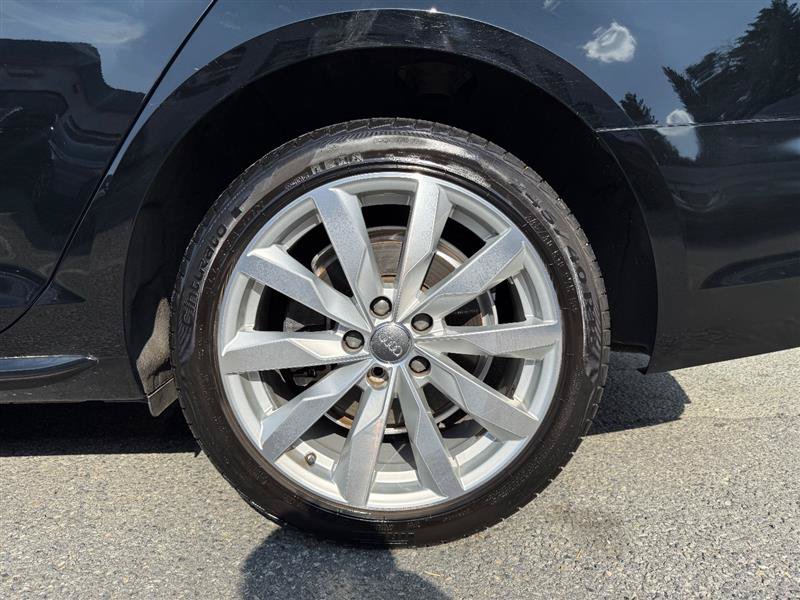 Used 2018 Audi A4 2.0T Ultra Premium w/ Convenience Package FWD image 13