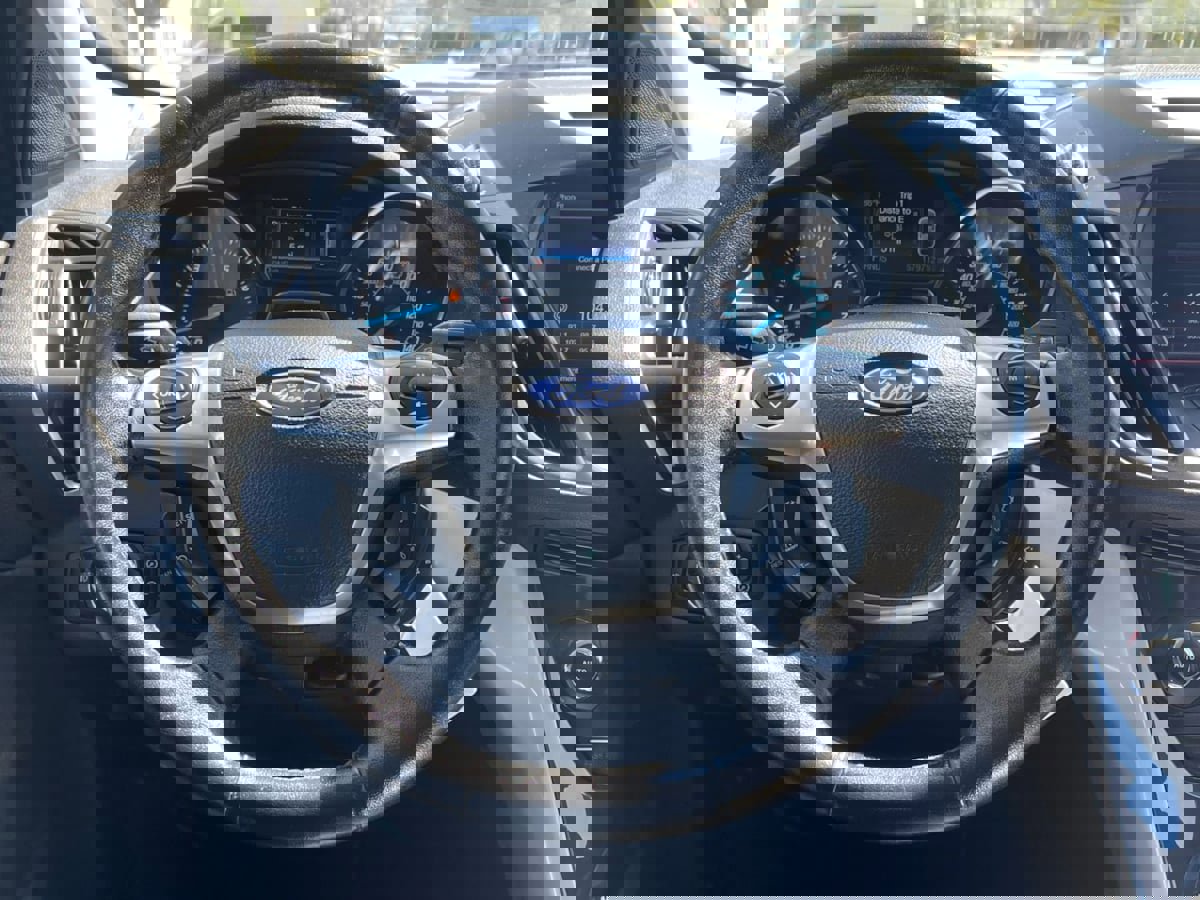 Used 2013 Ford Escape SEL image 24