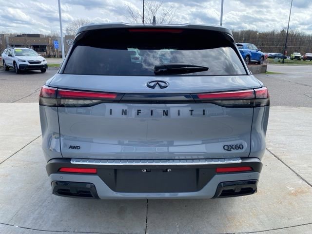 Used 2025 INFINITI QX60 Luxe AWD/4WD image 4