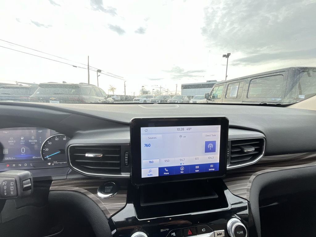 Used 2022 Ford Explorer Limited w/ Equipment Group 301A image 16