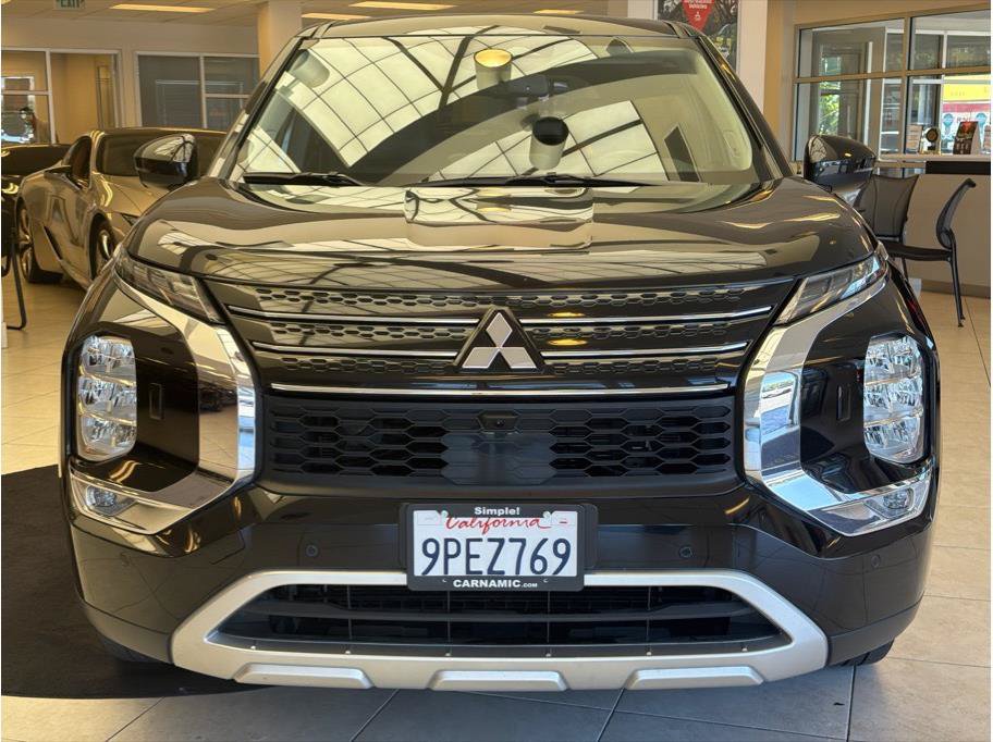 Used 2024 Mitsubishi Outlander Ralliart AWD/4WD image 2