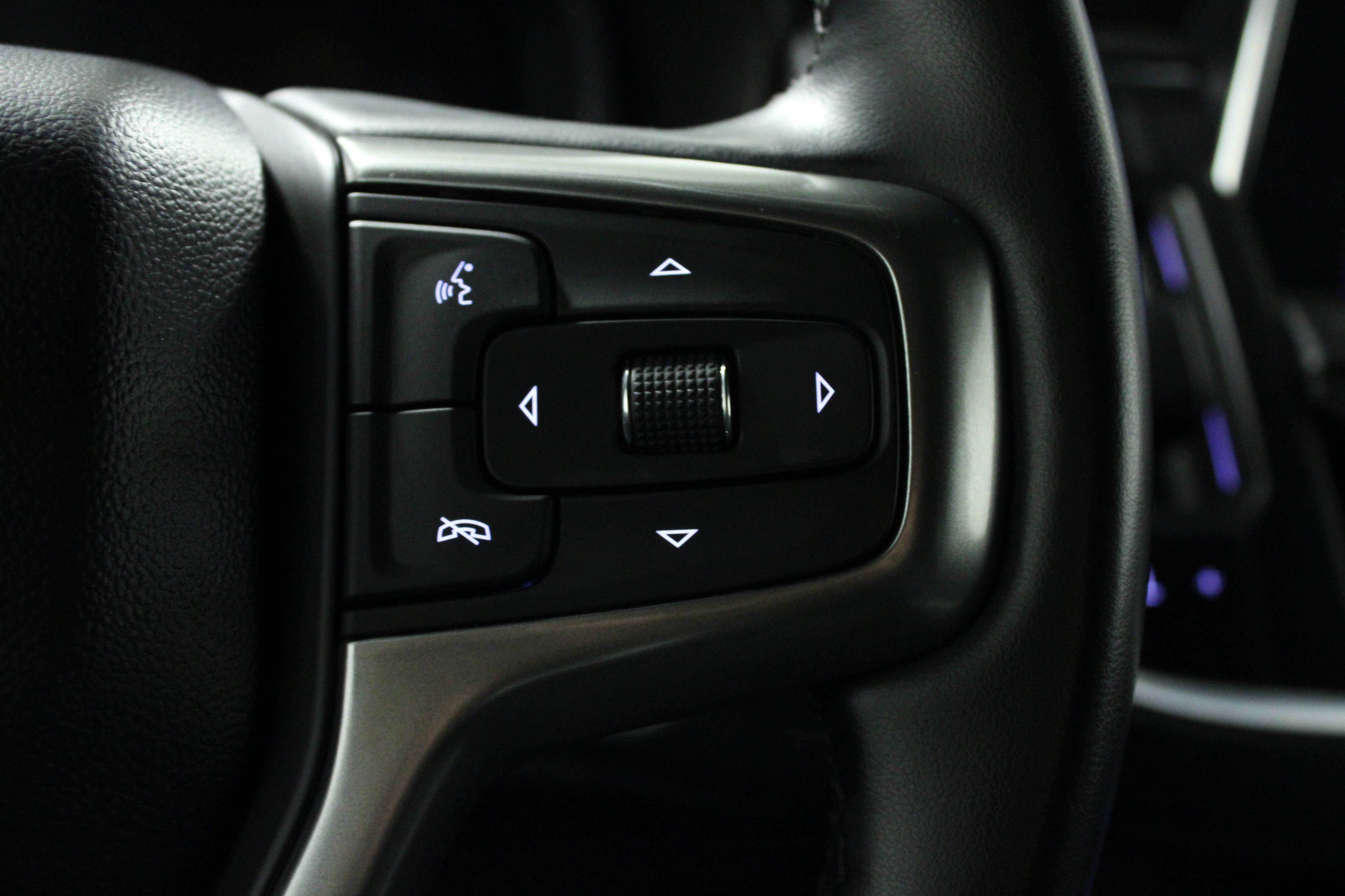 Used 2023 Chevrolet Suburban Z71 AWD/4WD image 22