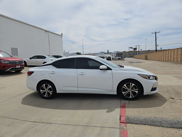 Used 2022 Nissan Sentra SV image 4