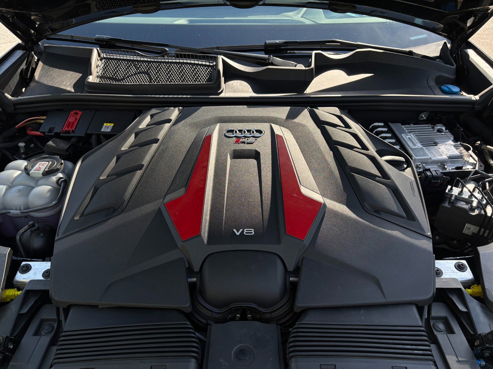 Used 2023 Audi RS Q8 w/ Black Optic Package image 59