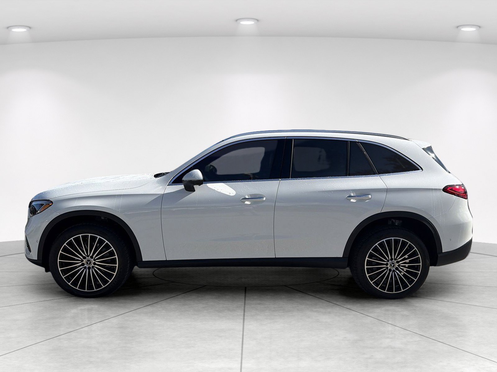 Used 2027 Mercedes-Benz GLC 300 image 7