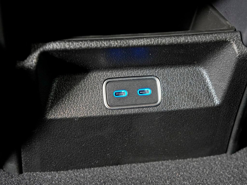 Certified 2026 Mercedes-Benz GLE 53 AMG 4MATIC image 33