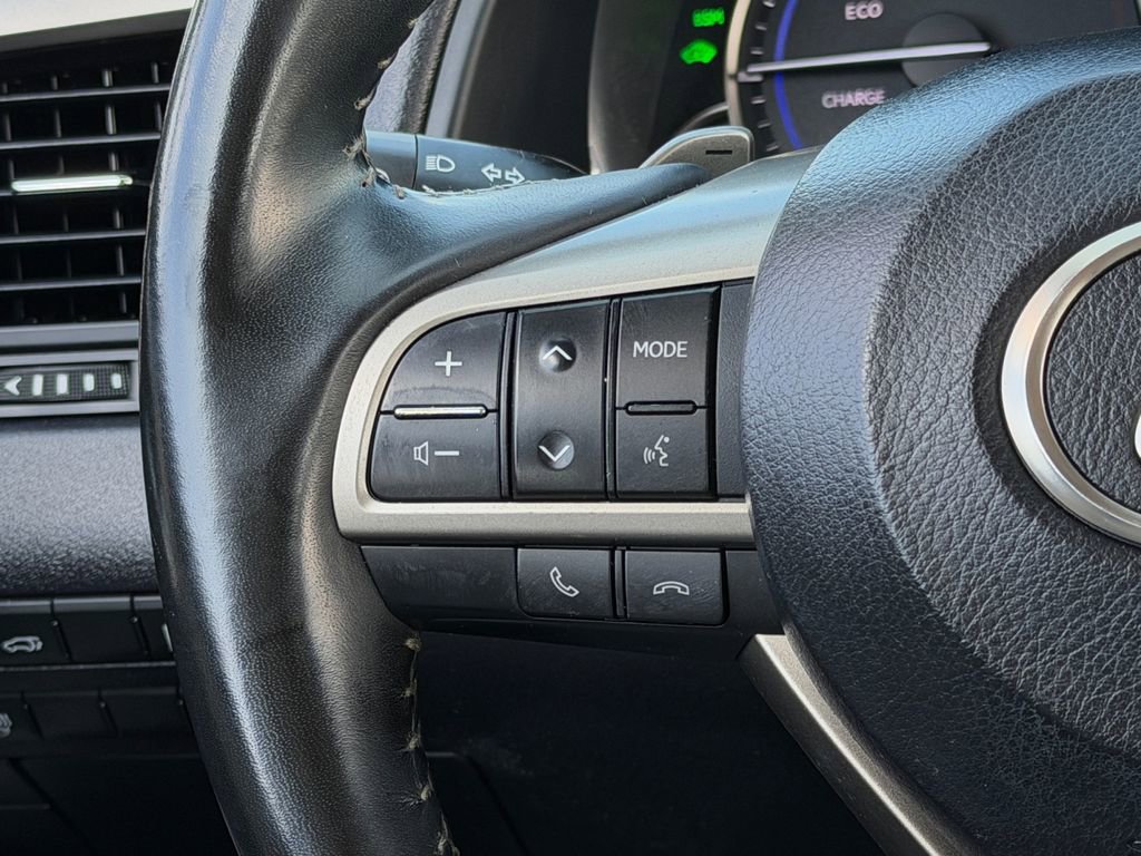 Used 2022 Lexus RX 450h AWD w/ Premium Package image 17