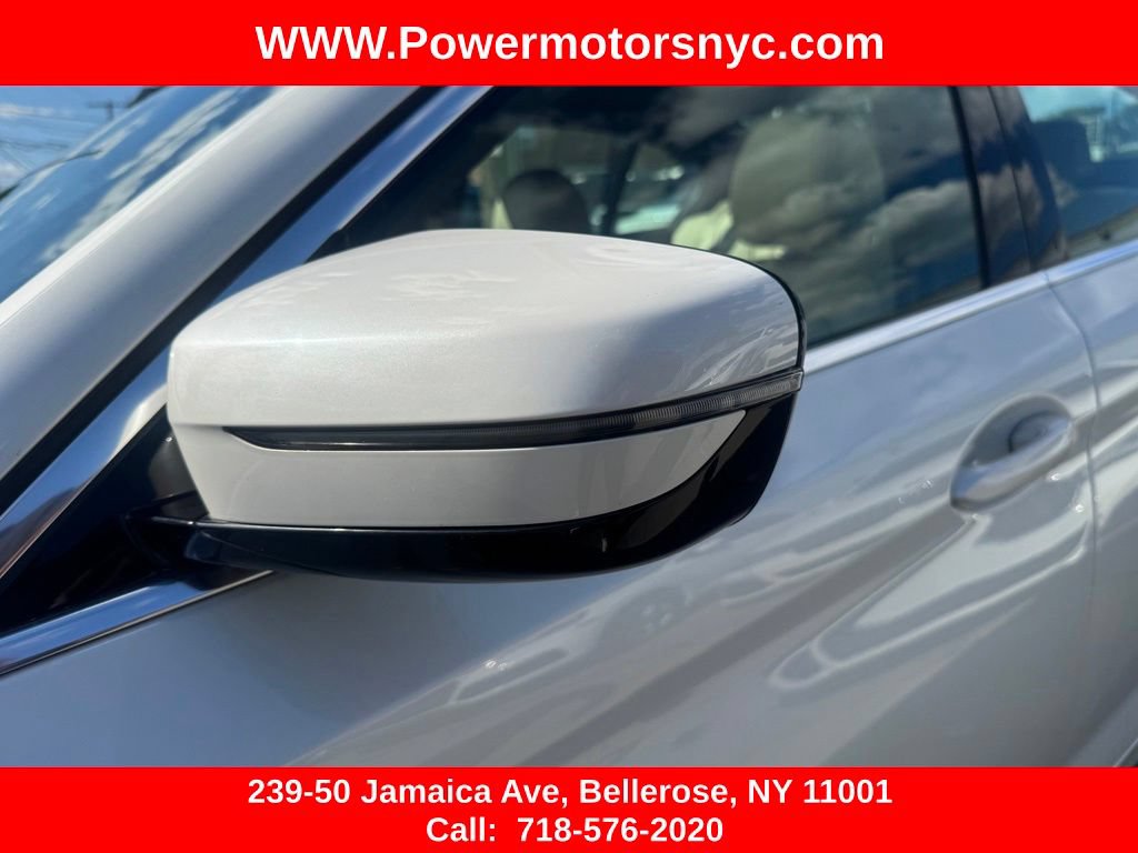 Used 2020 BMW 530i xDrive w/ Convenience Package AWD/4WD image 13