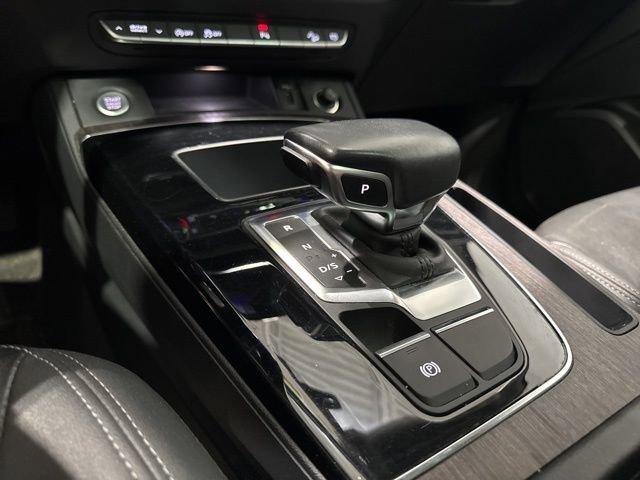 Used 2021 Audi Q5 2.0T Premium w/ Convenience Package AWD/4WD image 15
